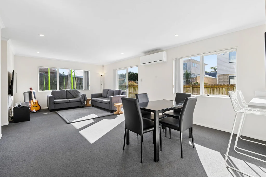 Mangere Bridge 4બેડરૂમ LAST CHANCE TO VIEW!
