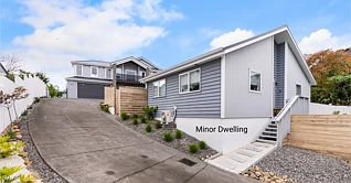 32 Rahui Road, Greenhithe, North Shore City