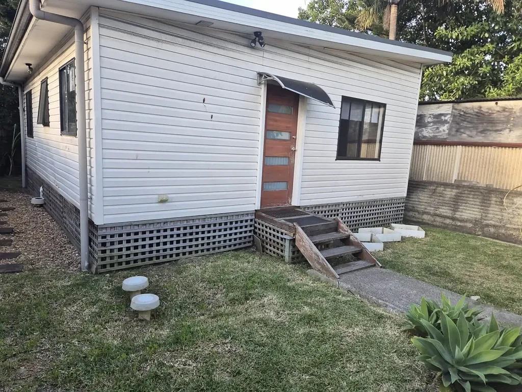 Modern 2-Bedroom Home in a Quiet Cul-de-Sac