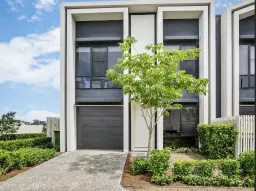 12/1 Residences Circuit, Pimpama