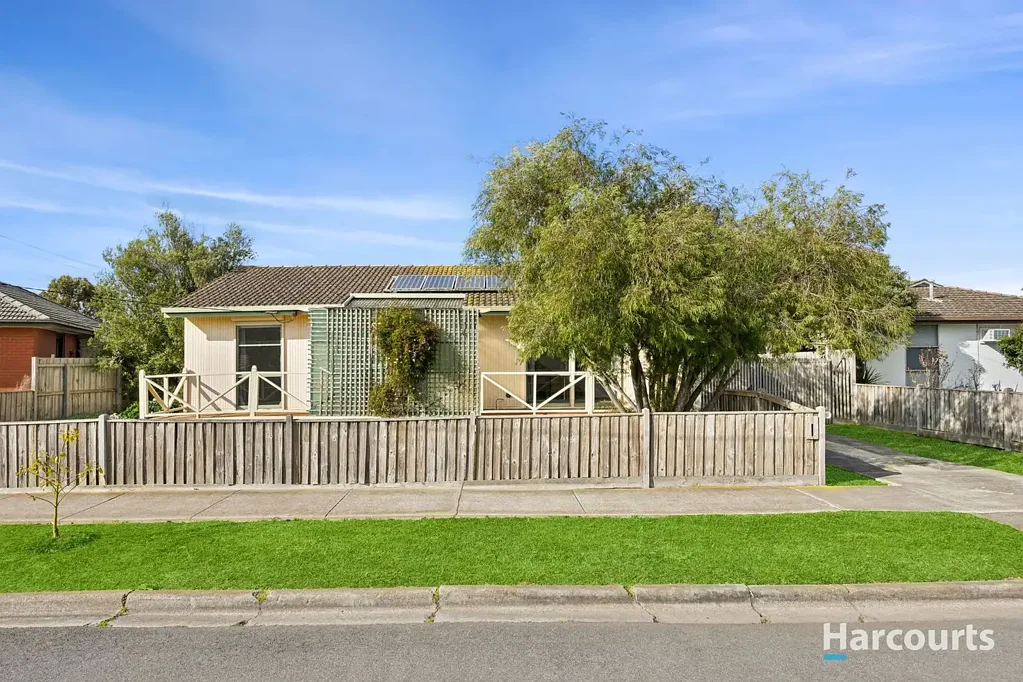 Corio 3房  Presentation, Position & Potential on 694 sqm