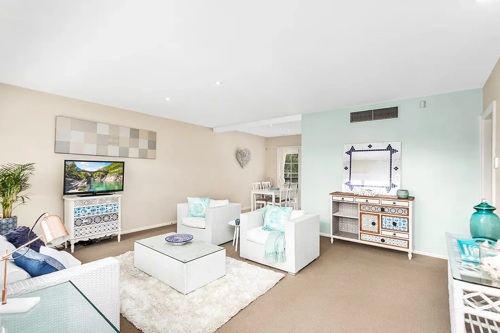 Como 4Kwarto DUAL LIVING HOME with DEVELOPMENT POTENTIAL (stca)