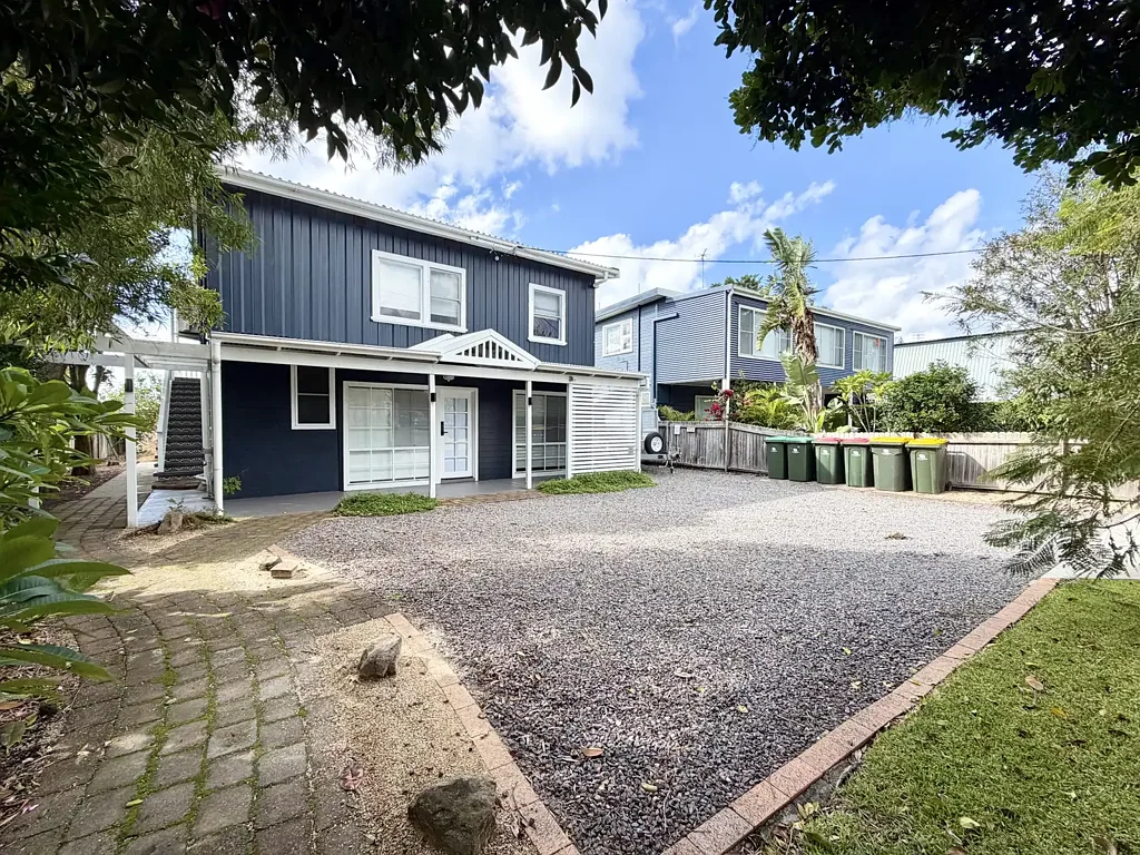 Immaculate Ground Floor Apartment