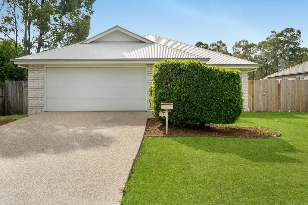 Crestmead 4Kwarto Move‑In Ready Family Living in a Quiet Crestmead Cul‑de‑Sac