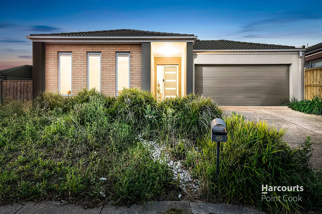 10 Holly Drive, Point Cook, VIC 3030