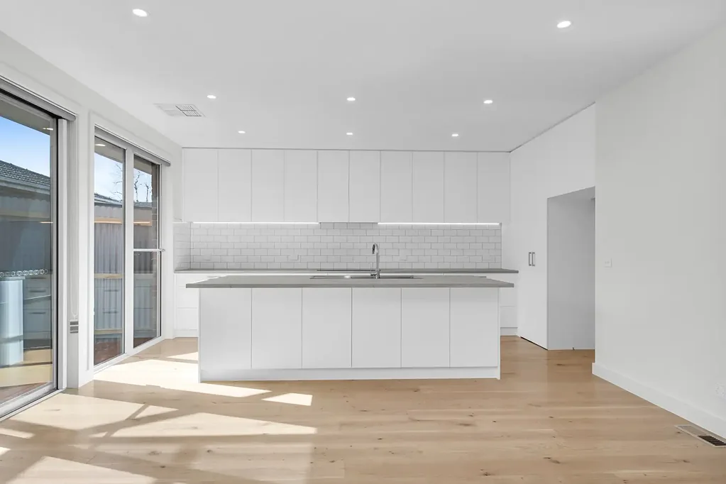 Stylishly Renovated Family Haven in Vermont Secondary College school zone