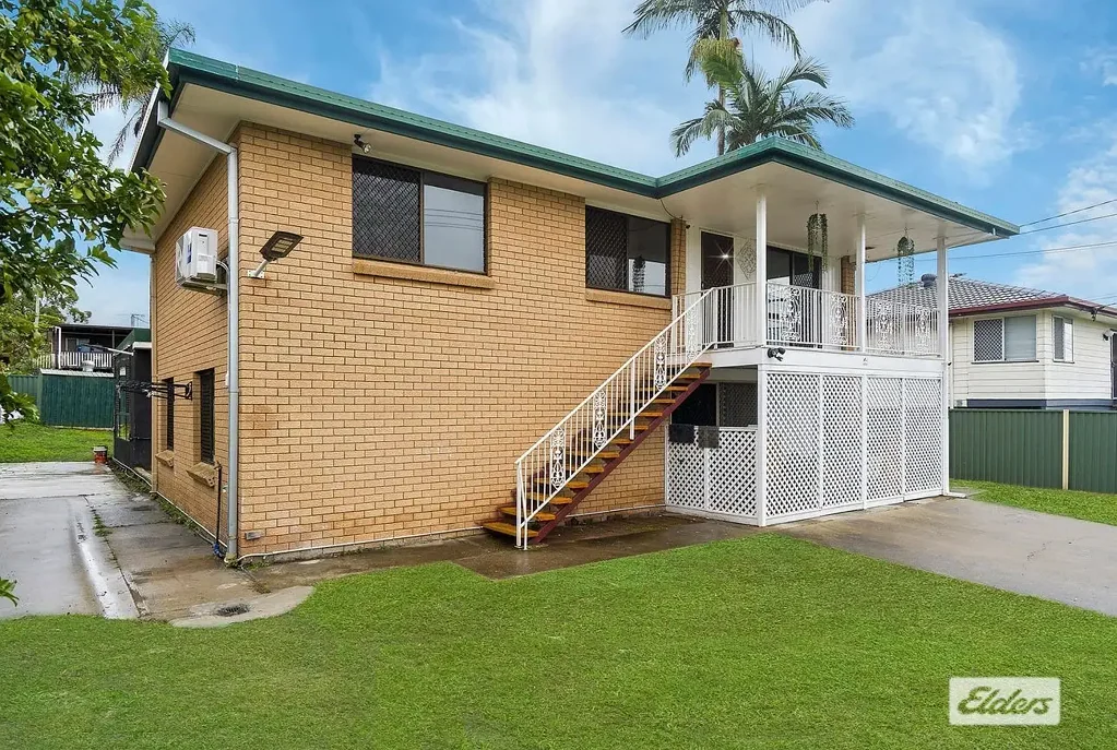​Spacious Family Home –  Yard Maintenance Included!