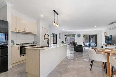 अन्य - 10 Anahit Drive, Epping, VIC 3076