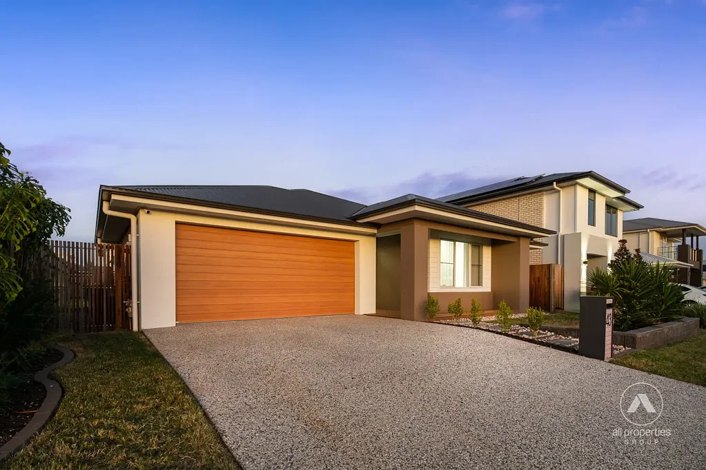43 Moss Street, Greenbank, QLD 4124
