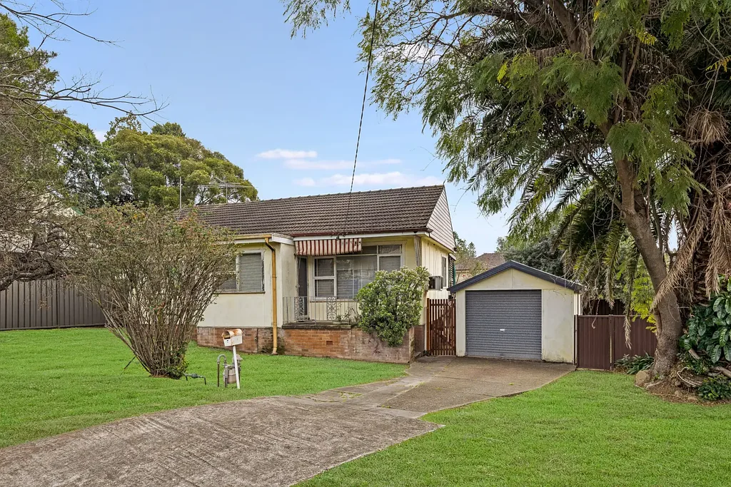 Guildford 3房 宁静死胡同 554sqm宽地 26m后边界 原始3卧农舍 首置投资潜力 Rare Opportunity with Impressive 26m Wide Rear Boundary