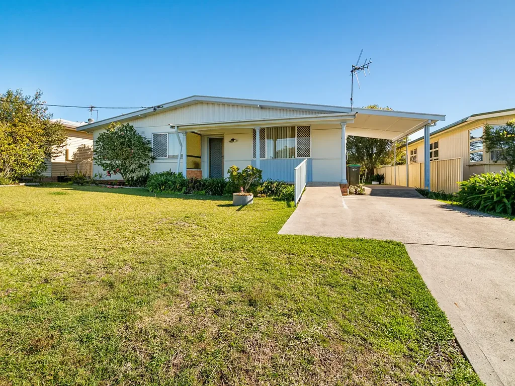 Taree 3房  First Time Offered – A Much Loved Family Home