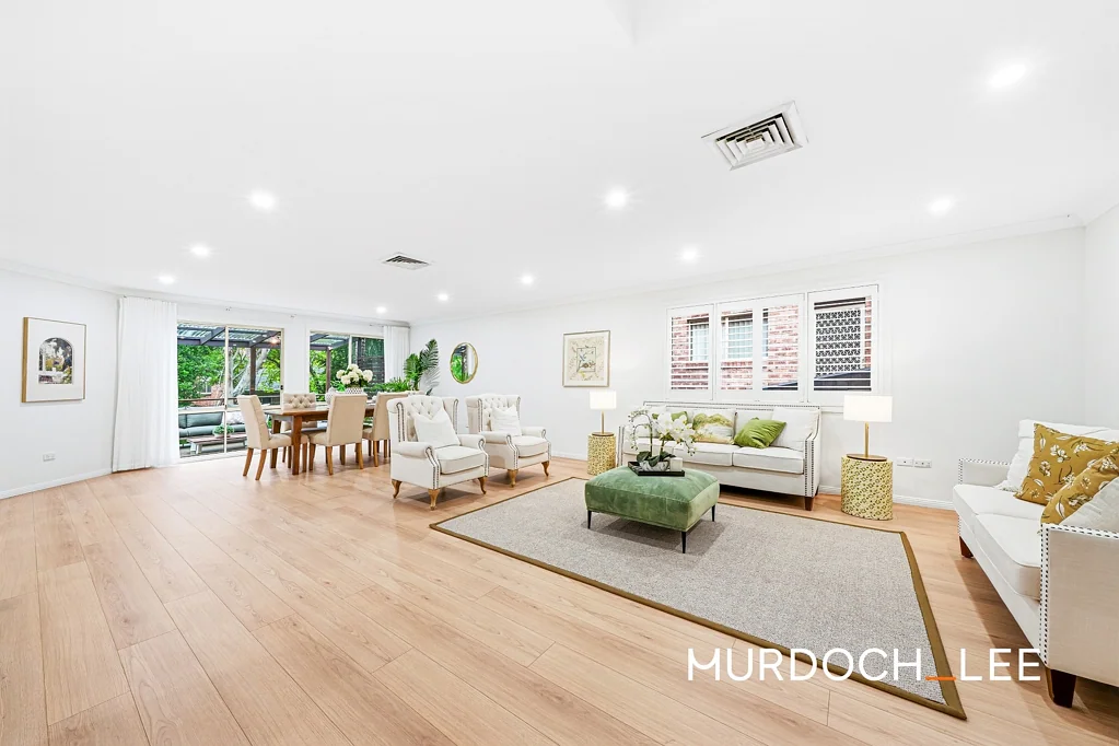 West Pennant Hills 5ห้องนอน Fully Renovated Freestanding Torrens Title House in a Premier West Pennant Hills setting | Walk to CityBus, Murray Farm Public Catchment