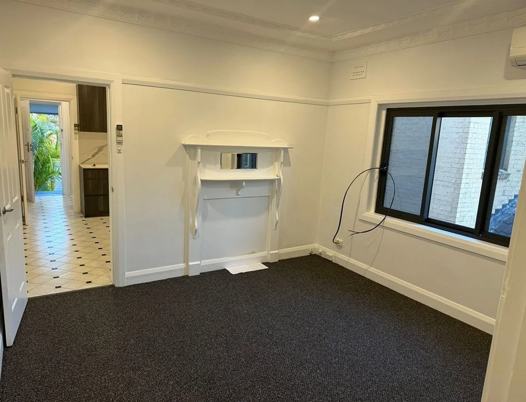 Stylish & Spacious 1 Bedroom + Study Apartment in Prime Location