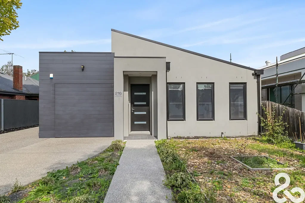 Architecturally Designed Living in the Heart of Thornbury