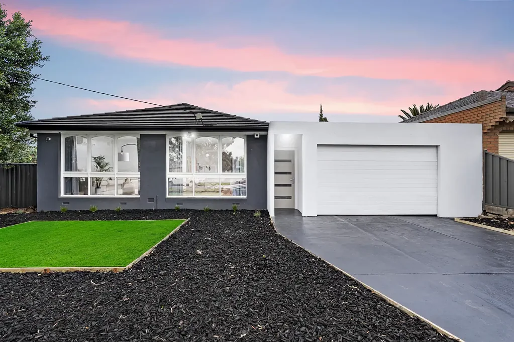 1/9 Buckingham Street, Sydenham, VIC 3037