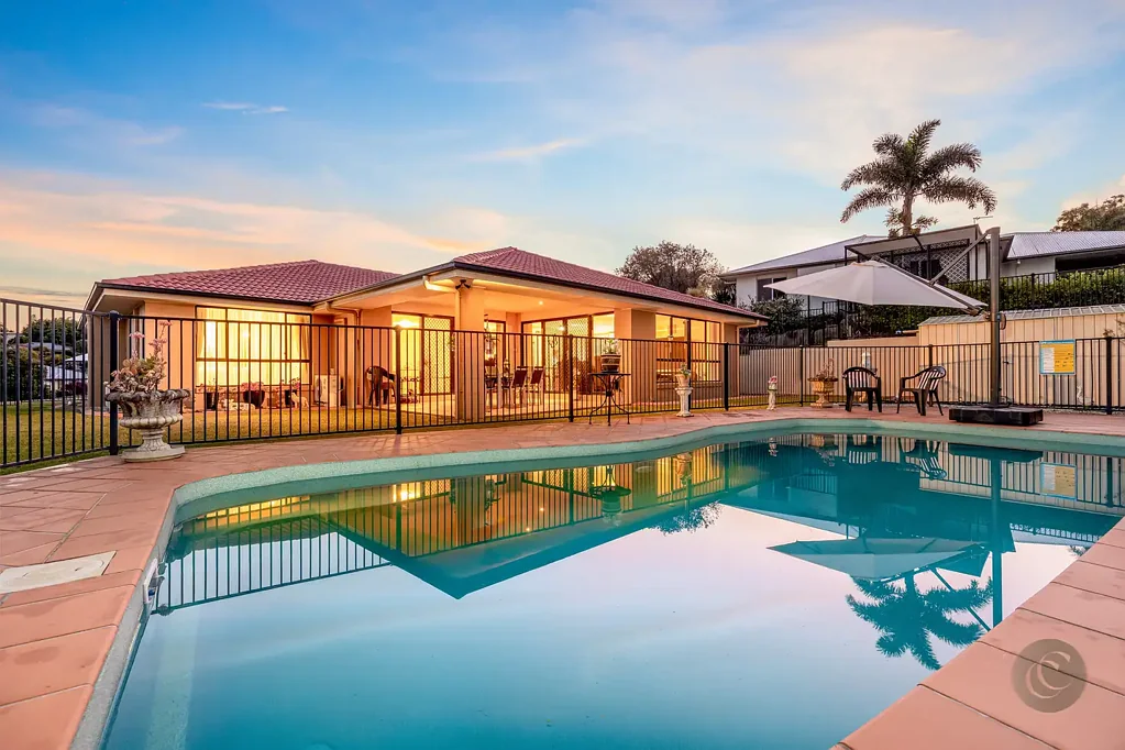 6 Federation Court, Southside, QLD 4570