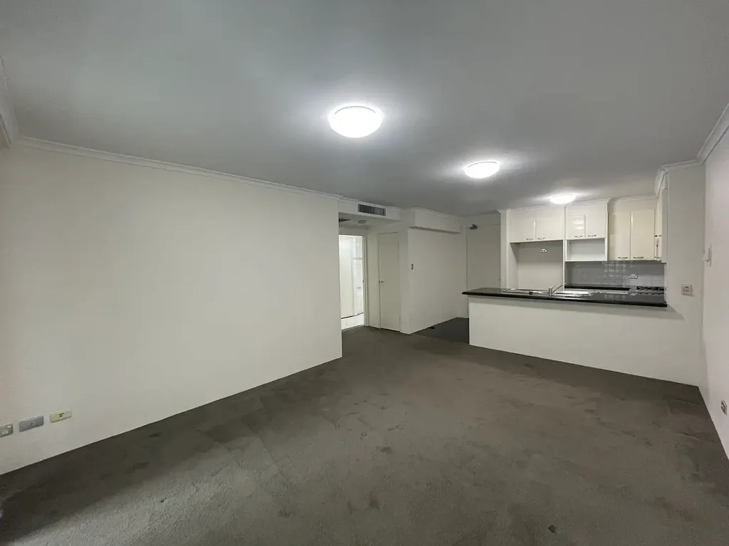Handy Location North Facing