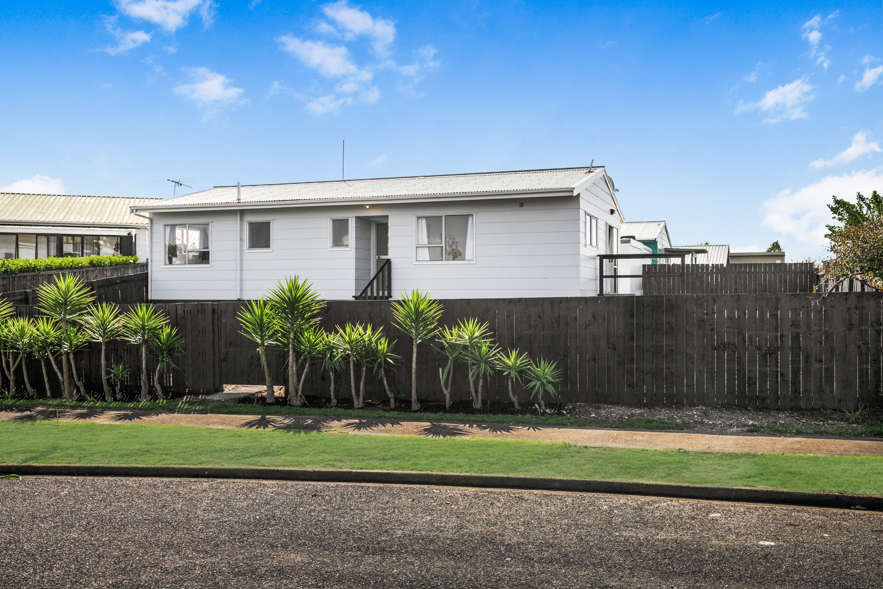 1/10 Kennington Drive, Clendon Park, Auckland - Manukau, 3房, 1浴