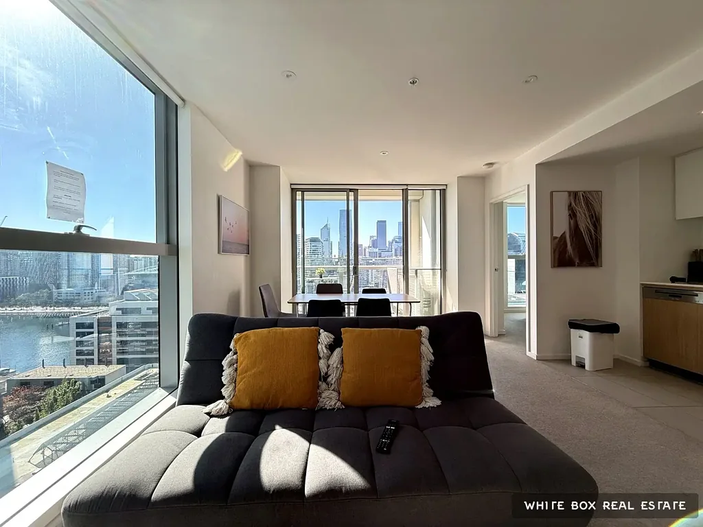 Furnished Two-Bedroom Apartment with CBD, Marvel Stadium and Harbour Views
