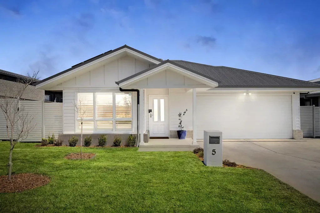 Macnamara 4બેડરૂમ Stylish Living in a Peaceful Setting