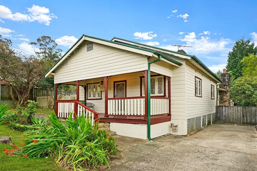 Hornsby 3房 Hornsby 中心，永恒的特色，真实的魅力 Timeless Character, Authentic Charm in the Heart of Hornsby