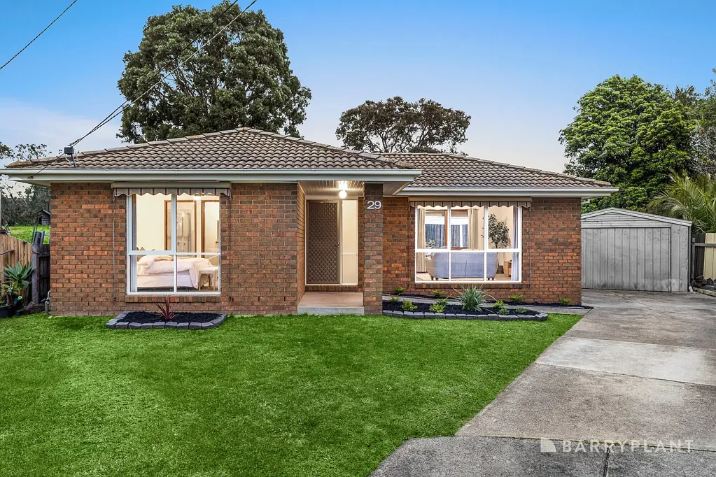 Chelsea Heights 3Zimmer Peaceful Court Position with Endless Potential