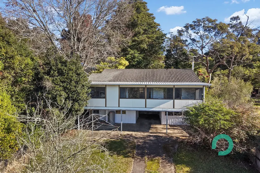 Hazelbrook 3房 Hazelbrook 中心的独特机遇 A Unique Opportunity in the Heart of Hazelbrook