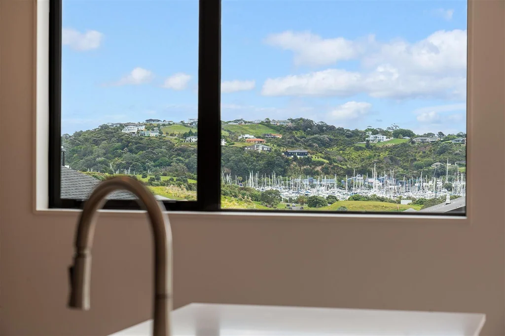 Gulf Harbour 4Kwarto Marina View with Luxury Living