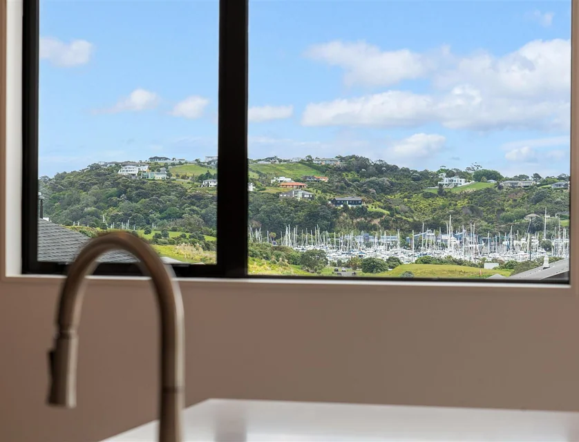 Whale Bay Rise, Gulf Harbour, Auckland, 4房, 4浴, 独立屋