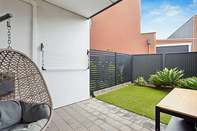 Woodville West 2 Bedroom Modern Ground Floor Living with Private Outdoor Space