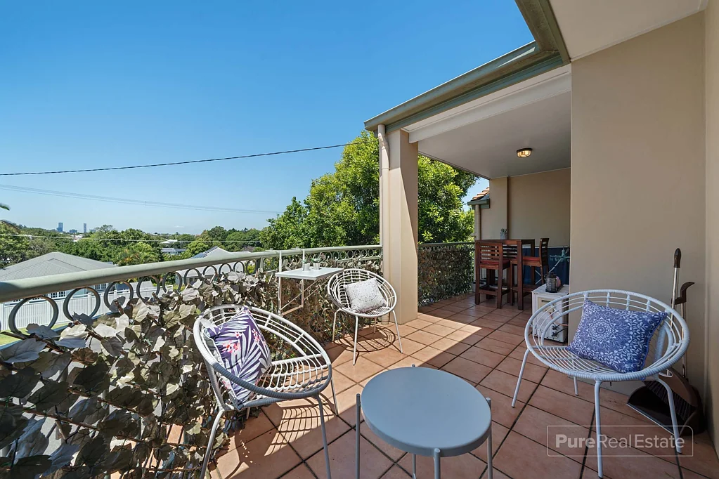 37 Highland Street, Gordon Park, QLD 4031