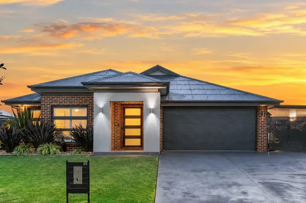 25 Moorhen Street, Pitt Town, NSW 2756