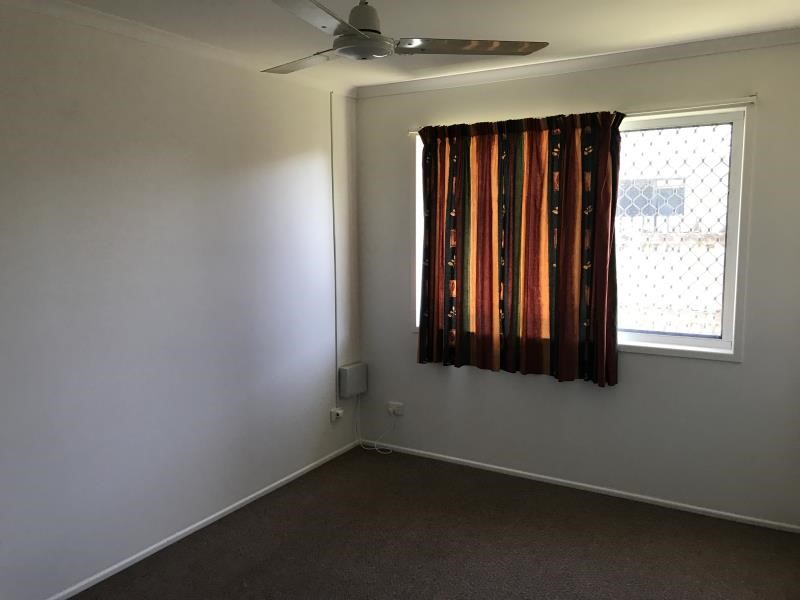 UNIT 2 4 ABSOLON ST, SOUTH MACKAY QLD 4740, 0 Kuwarto, 0 Banyo, Unit