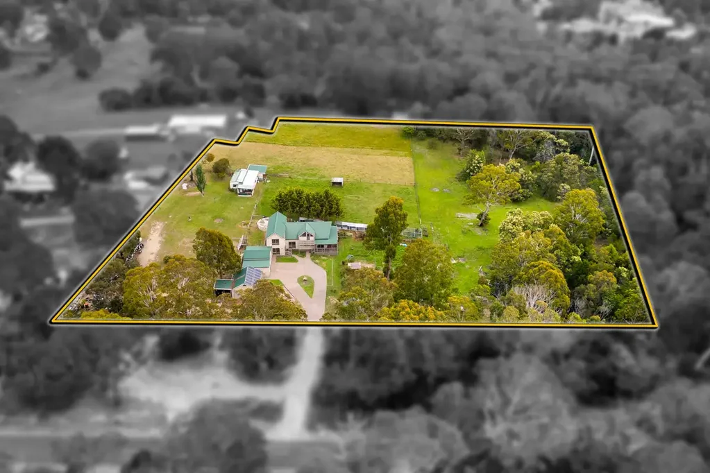 Lakes Entrance 5Zimmer FAMILY HOME ON ACREAGE!