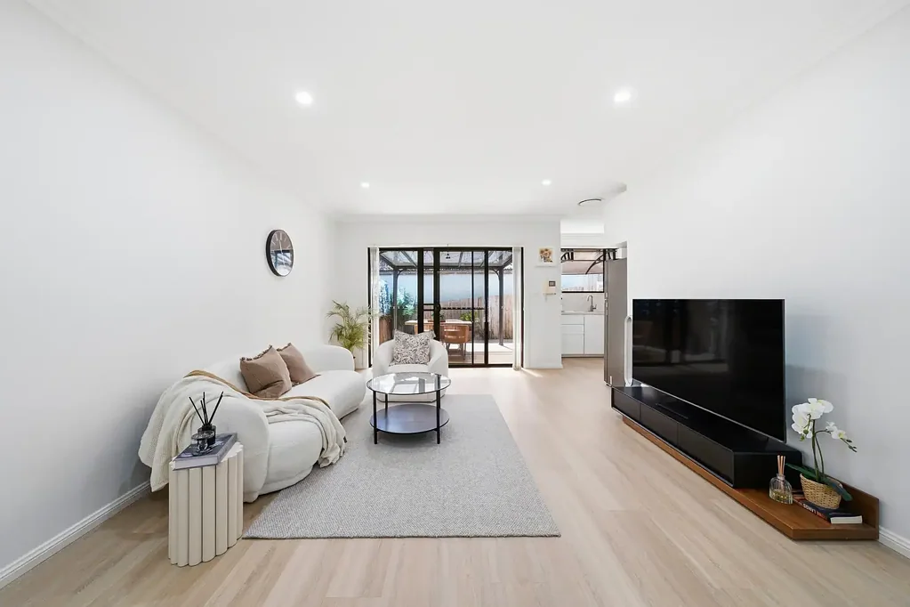 2/57 Vimiera Road, Eastwood, NSW 2122