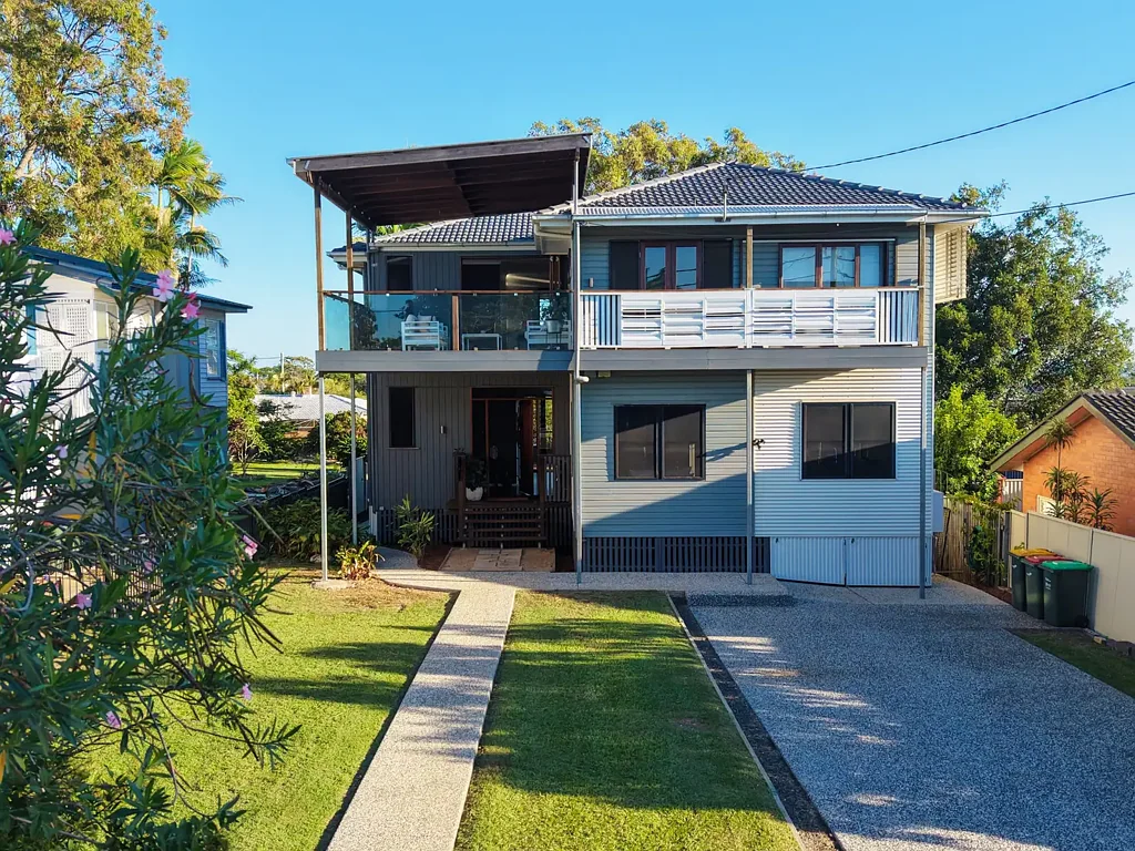 Margate 5Zimmer 911m2 Block-Stunning Beach House-Magnificent Water Views!!!