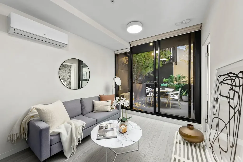 Sleek Apartment Living in Abbottsford