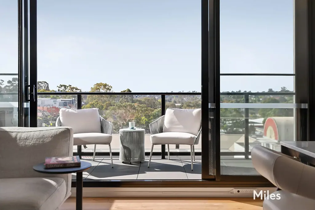 Heidelberg 2ਬੈੱਡਰੂਮ Panoramic Views, Luxury Living & Burgundy Street Convenience