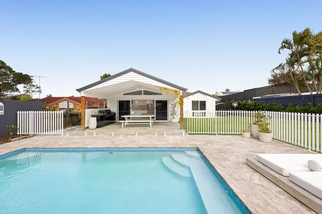 Buderim 4બેડરૂમ Easy-Care Buderim Living with a Backyard Made for Sunshine Coast Life