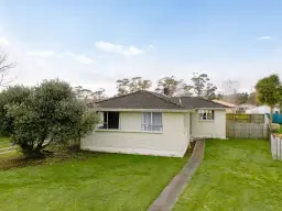 36 James Henry Crescent, Huntly