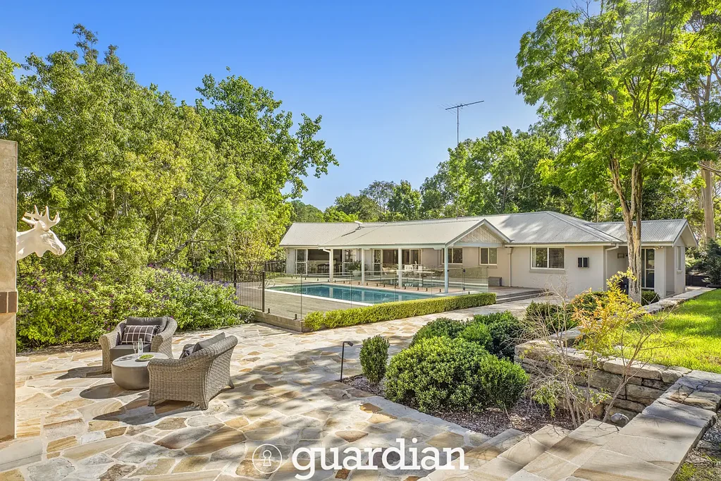 Kenthurst 5침실 Designer acreage retreat with equine facilities