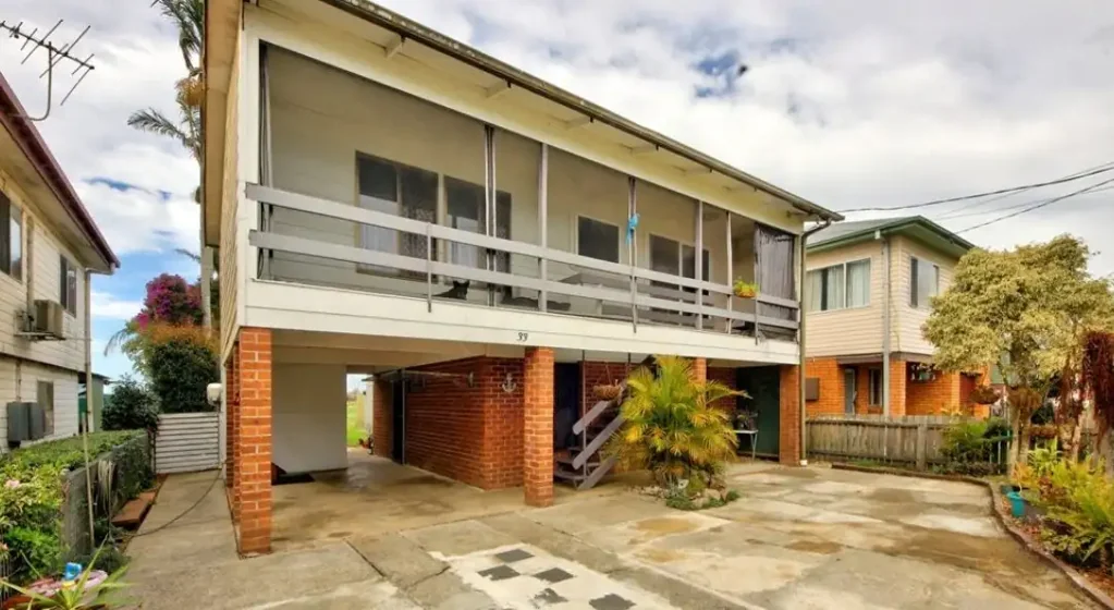 33 Barnard Street, Gladstone, NSW 2440
