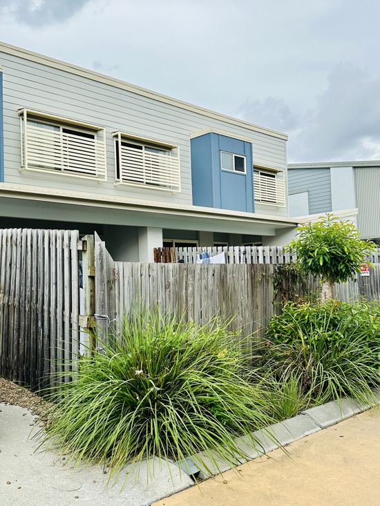 UNIT 167 71 STANLEY ST, BRENDALE QLD 4500, 0 chambres, 0 salles de bain, Townhouse