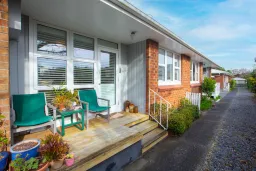 4/260 Muritai Road, Eastbourne