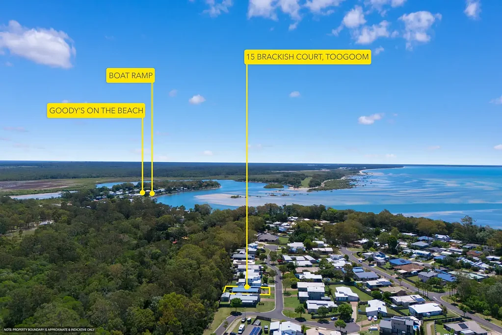 Toogoom 4 Slaapkamer Coastal Opportunity in Fraser Waters Estate