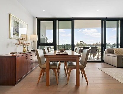 201/59 Stables Circuit, Doncaster, Inner East Melbourne, 3 habitaciones, 2 baños, Apartment