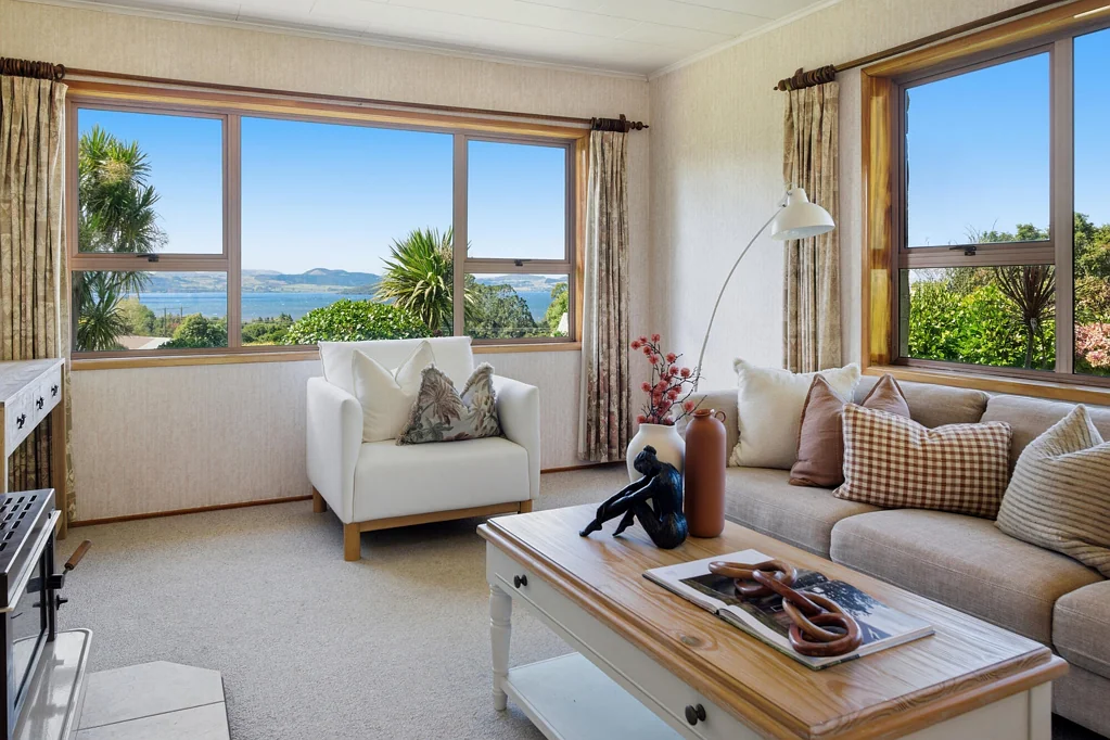 Hamurana Space, serenity and lake outlooks - $867,000