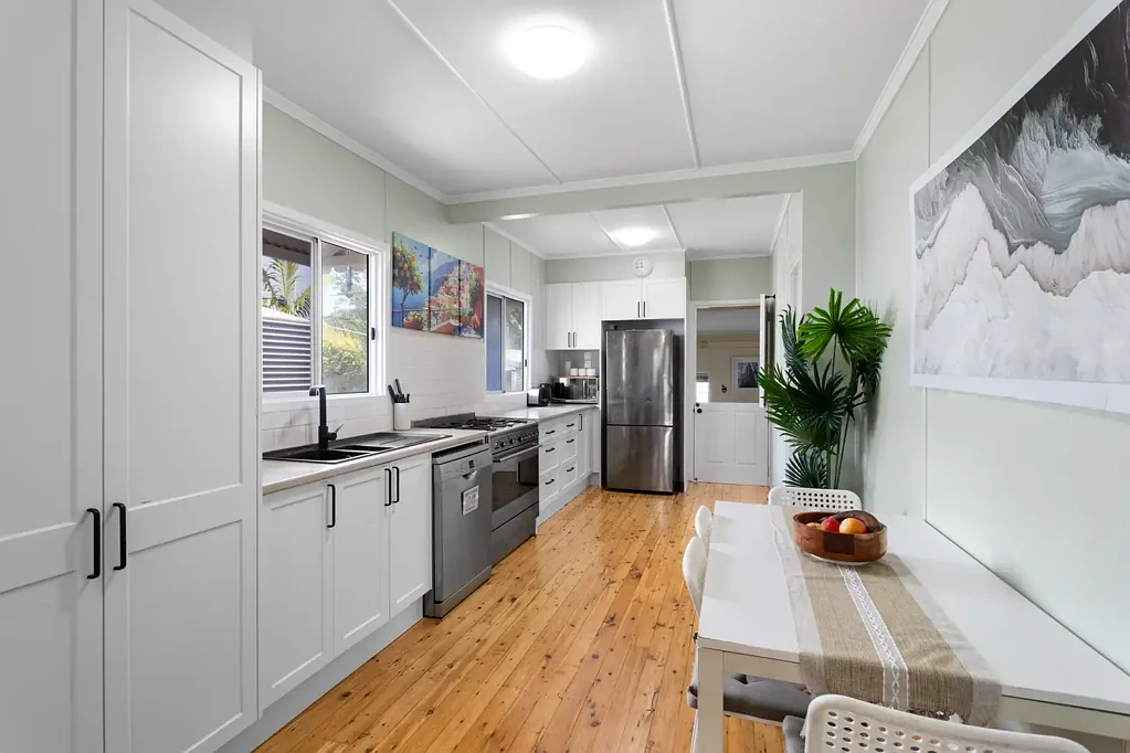 Margate 3chambre RENOVATED GEM - COASTAL LIVING