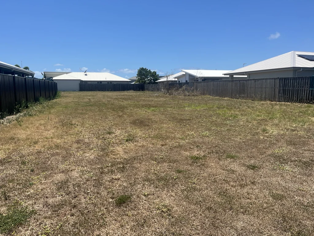 LOT 742/19 Burleigh Close, Blacks Beach, QLD 4740