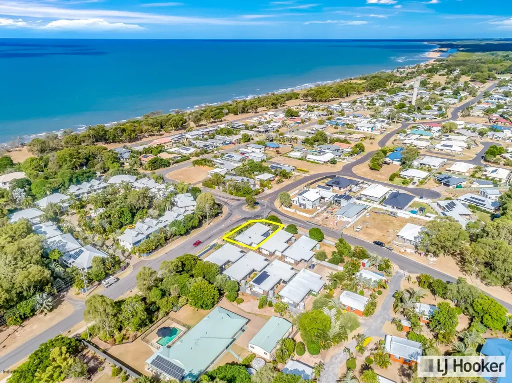 2/1 Sylvan Drive, Moore Park Beach, QLD 4670